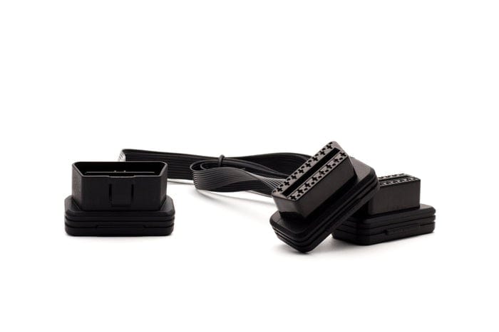 Divisor OBD2 de perfil bajo para medidores P3