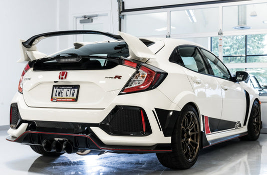 Escape AWE Tuning para Honda Civic Type R Touring Edition 2017+ con tubo delantero y puntas negras de triple diamante
