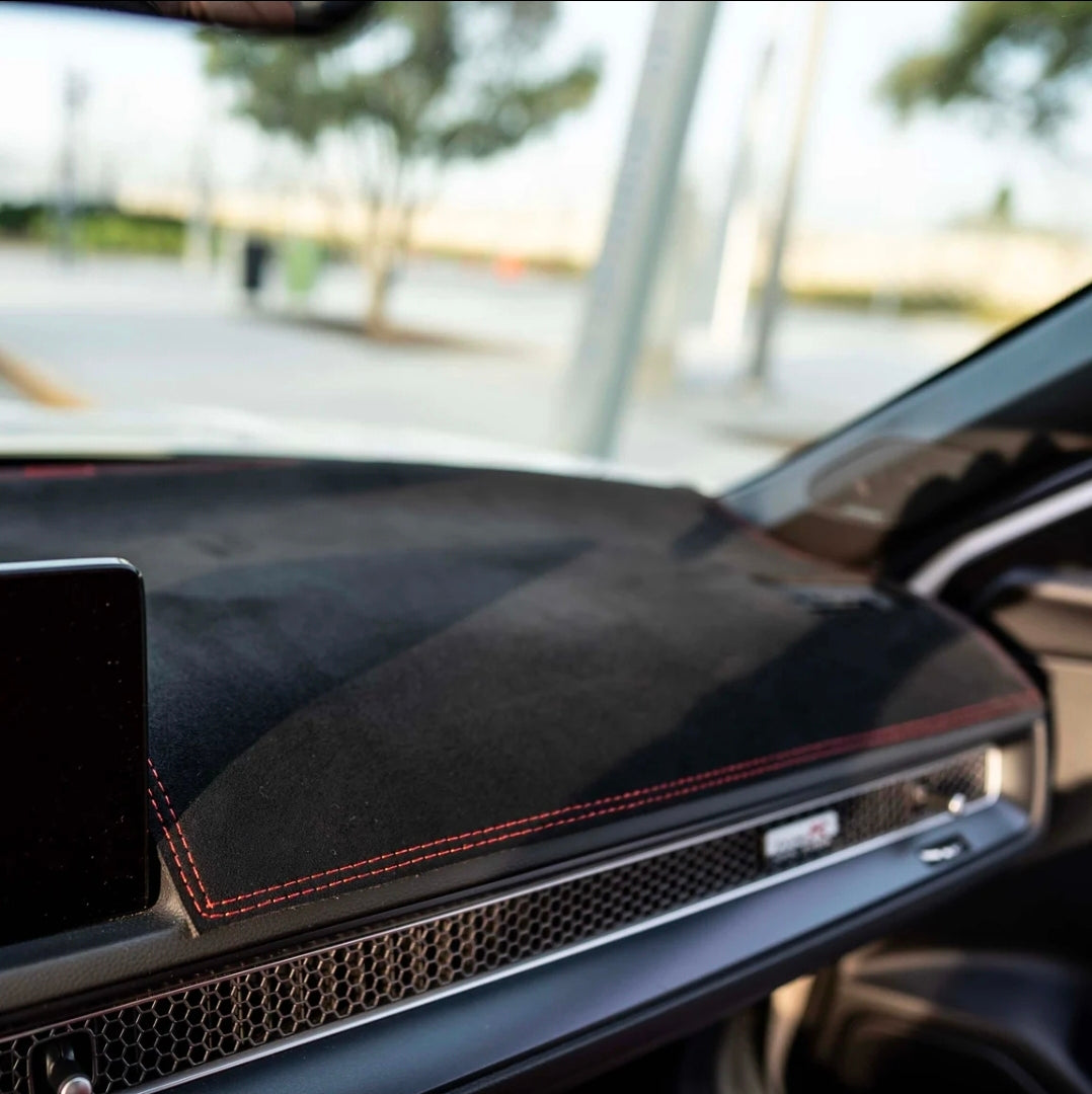 Black Suede Dash Cover w/ Red Stitching for 2023+ Honda Civic Type R FL5 (LHD)