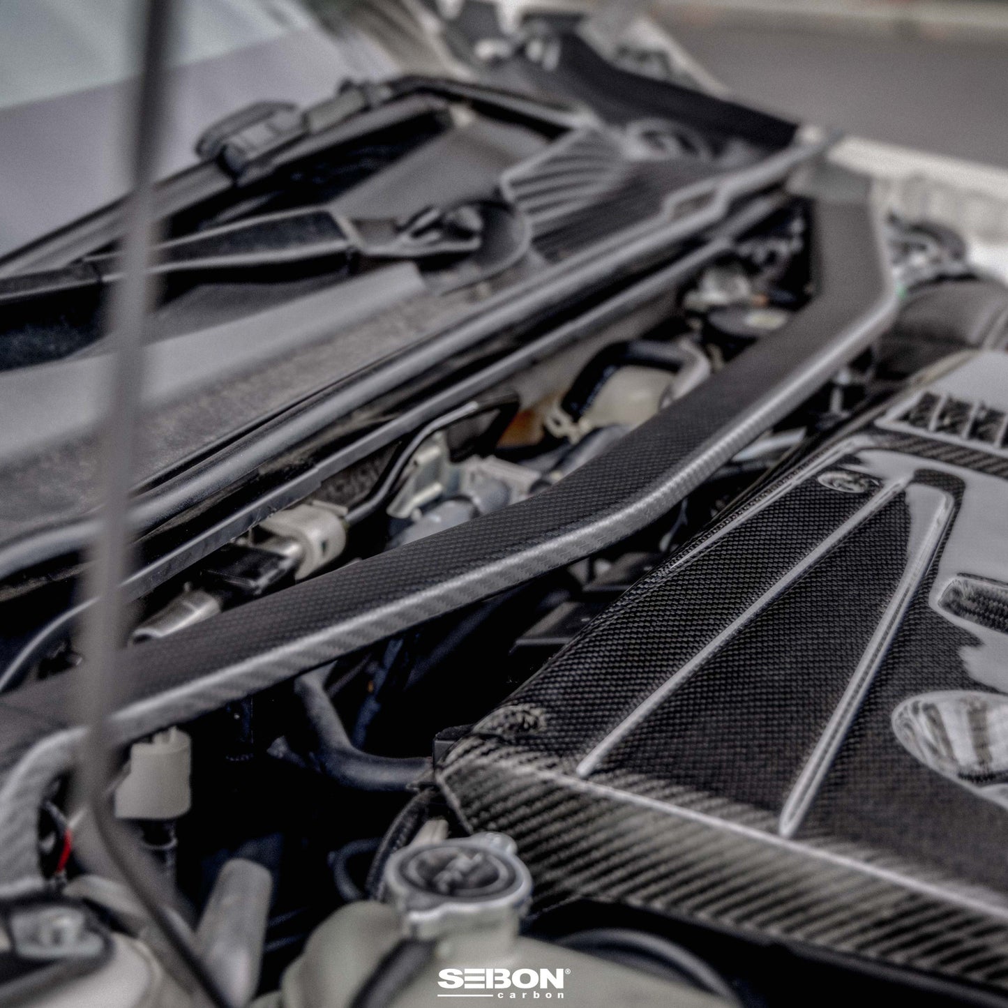 Seibon 2023+ Honda Civic Type R FL5 Carbon fiber Front Strut Brace